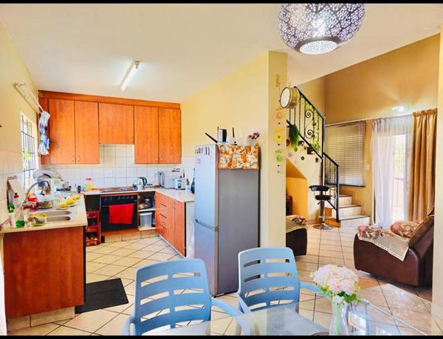 3 BEDROOM APARTMENT FOR SALE IN VORNA VALLEY